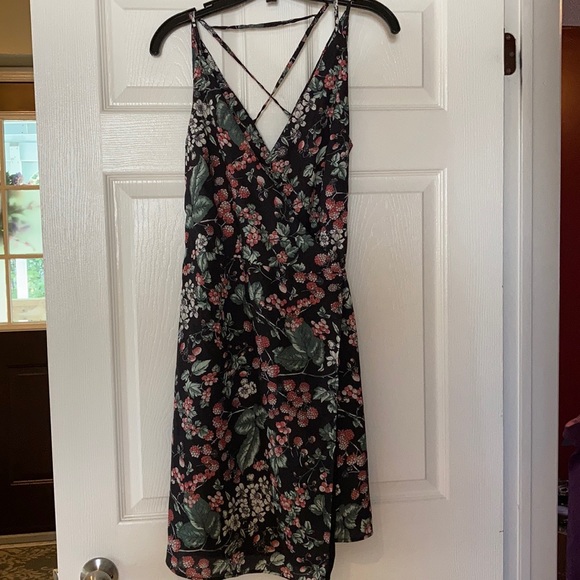 Wrap Dress - Picture 3 of 6